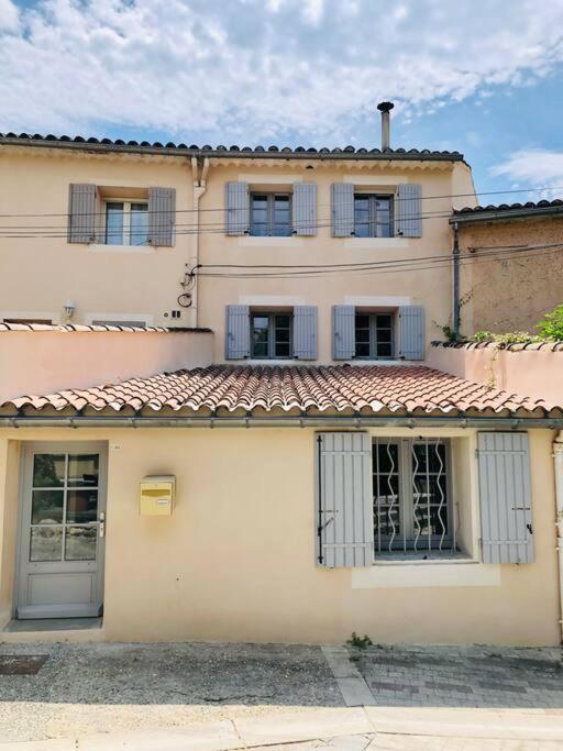 Logement Neuf, Tout Confort, Au Coeur Du Village Saint Didier  외부 사진